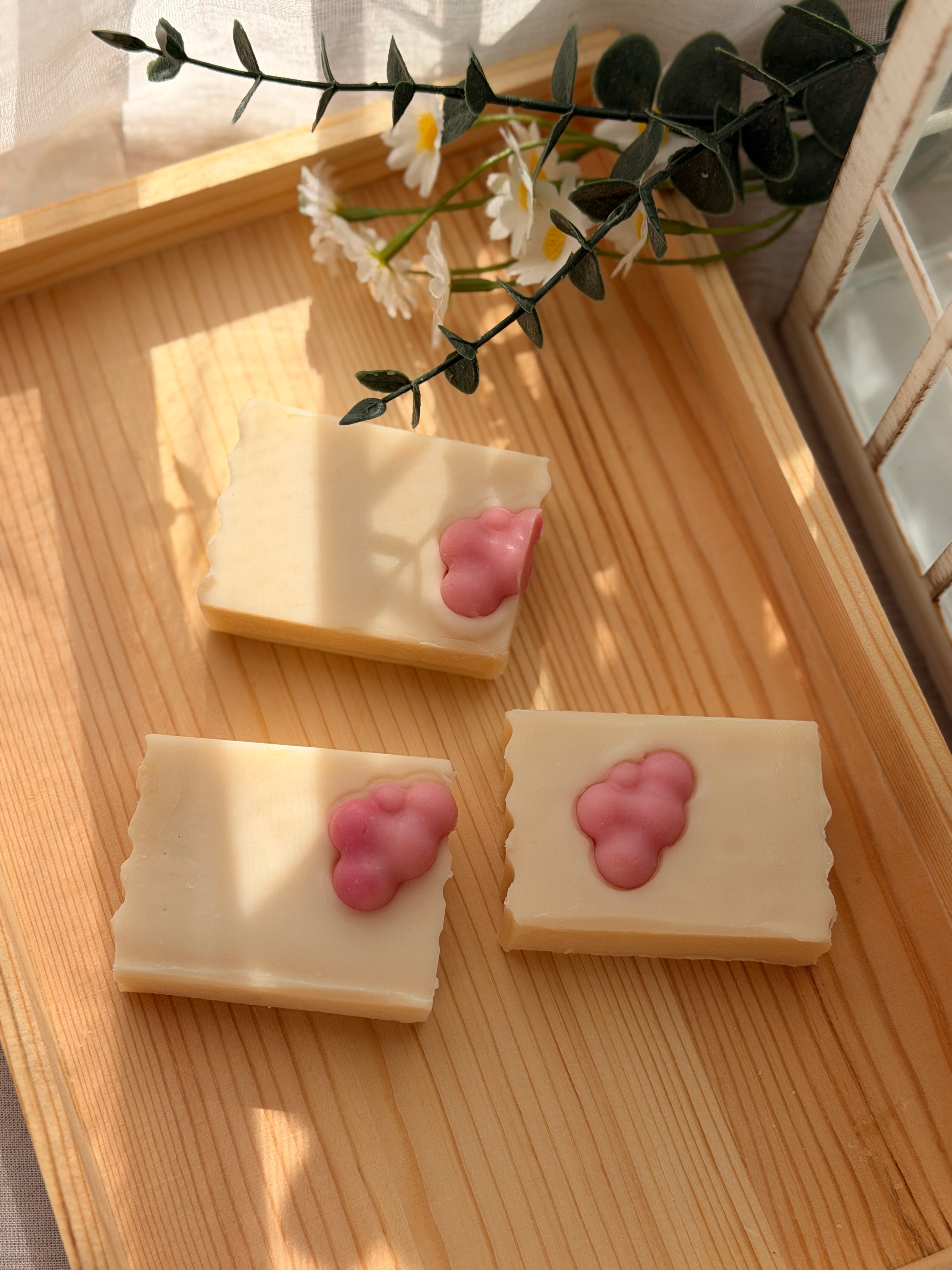 Natural handmade Goat milk Soap for sensitive skin ( for kids and adults)
