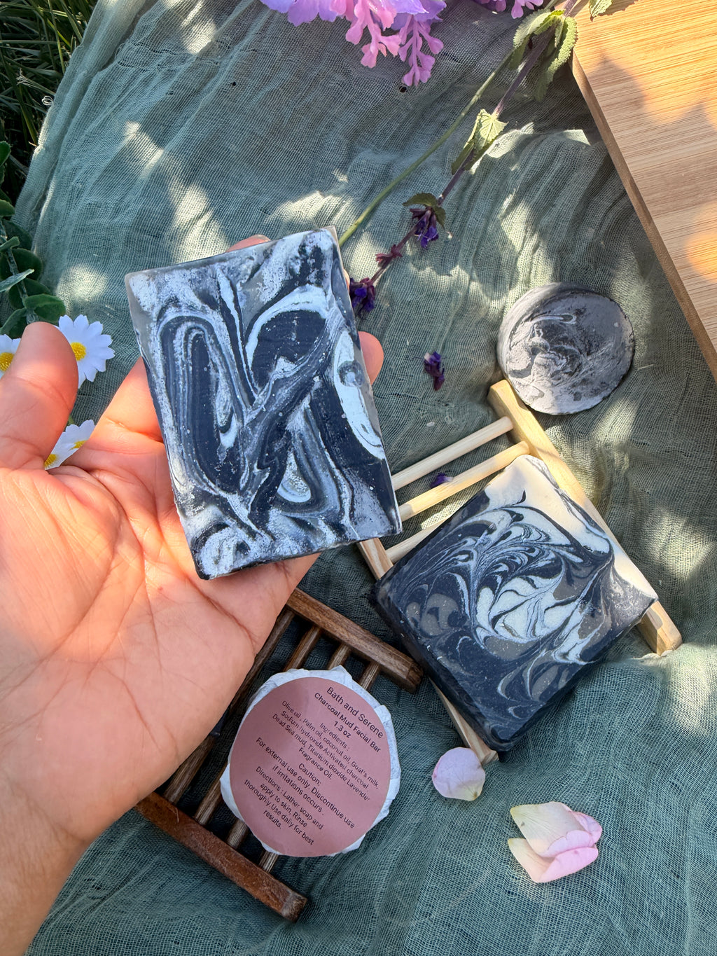 Charcoal mud Facial bar