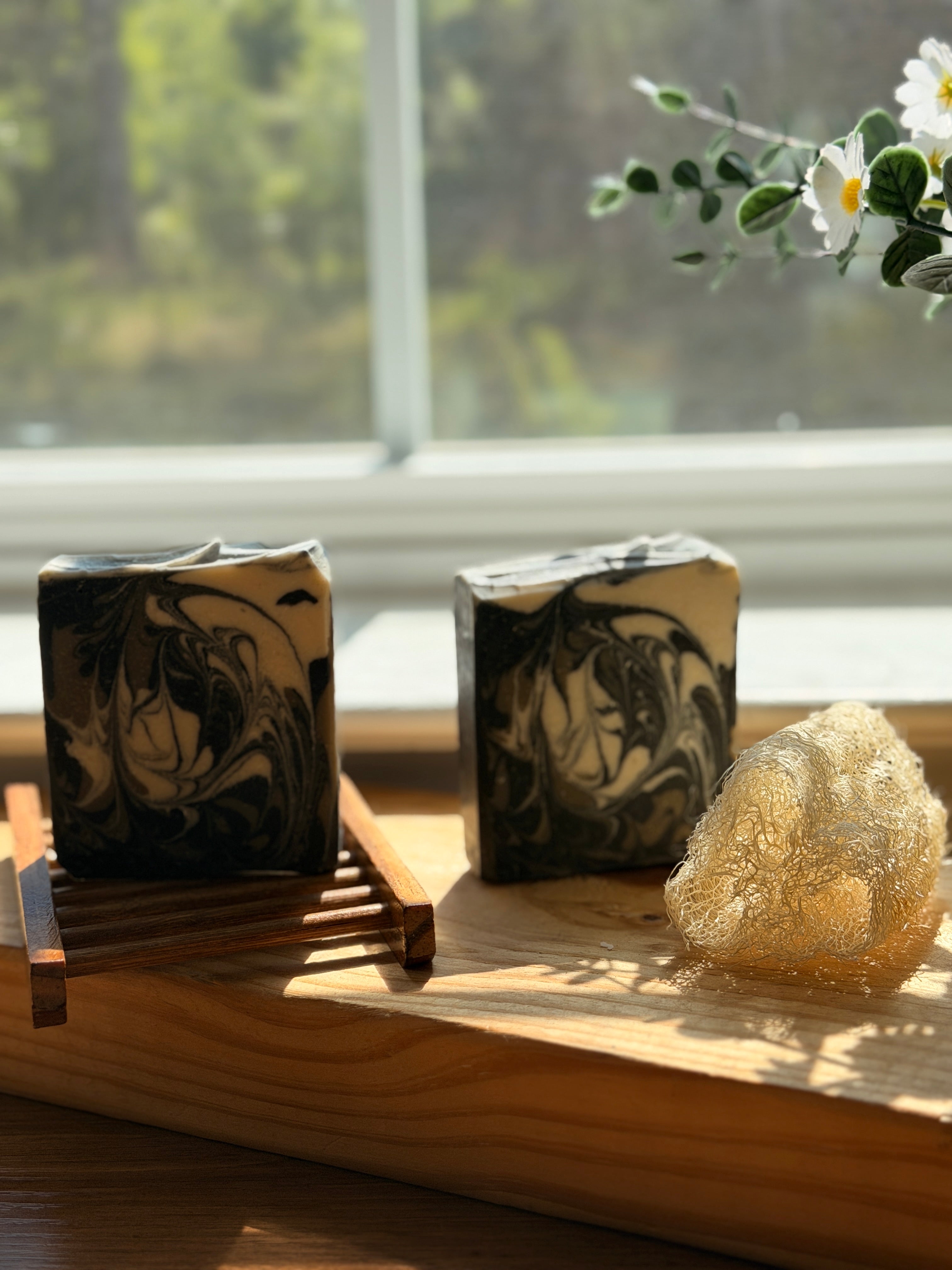 Charcoal mud Facial bar