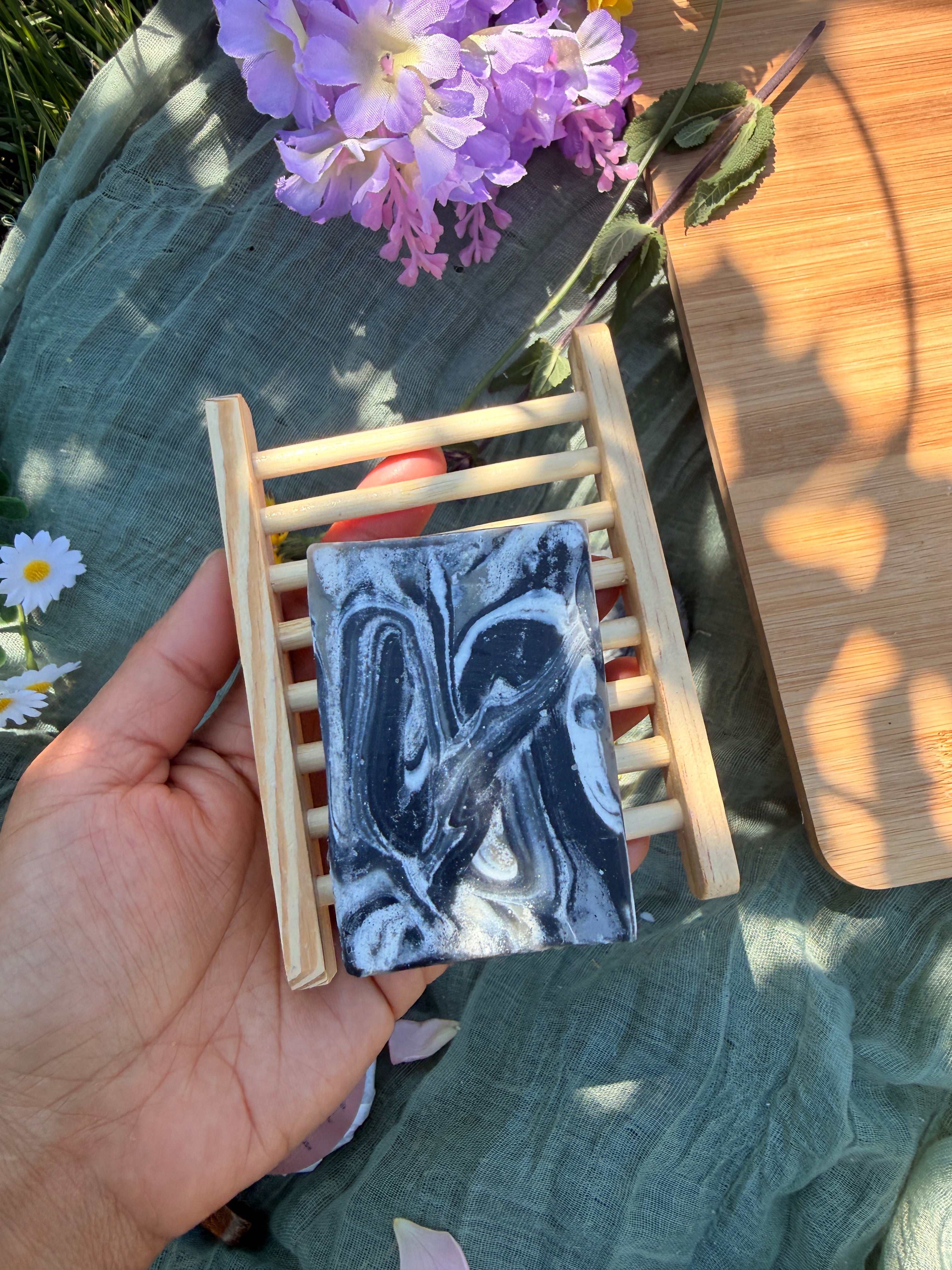 Charcoal mud Facial bar