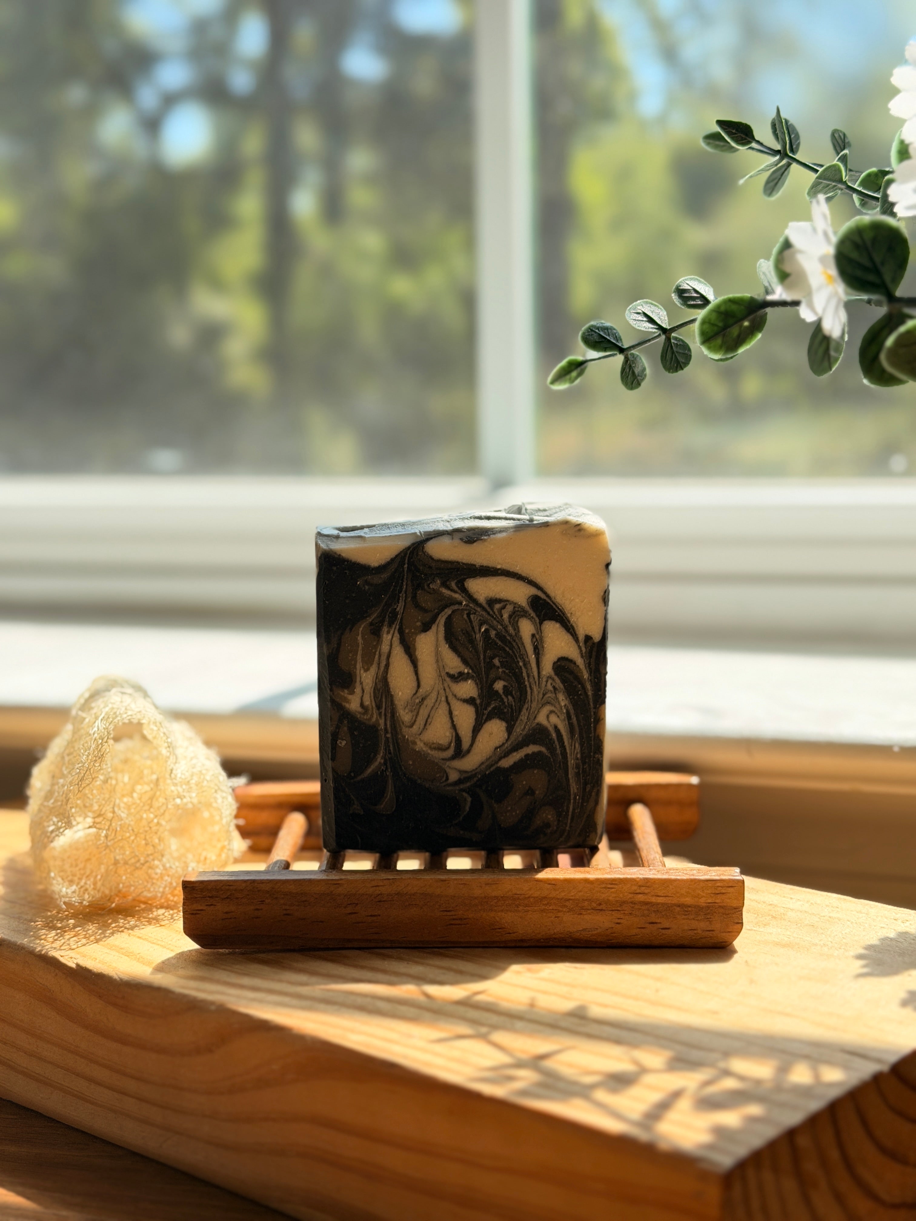 Charcoal mud Facial bar