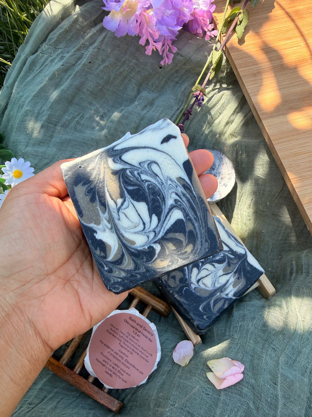 Charcoal mud Facial bar